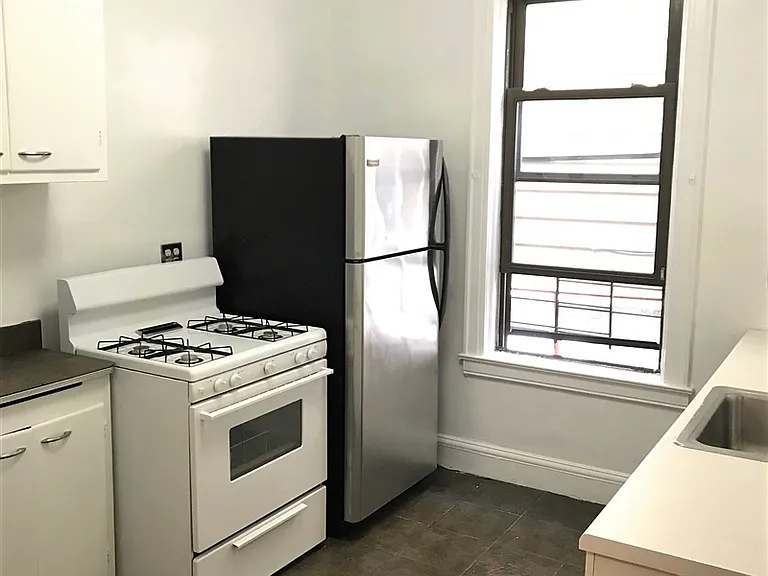 24-46 38th St #1R — Photo 6