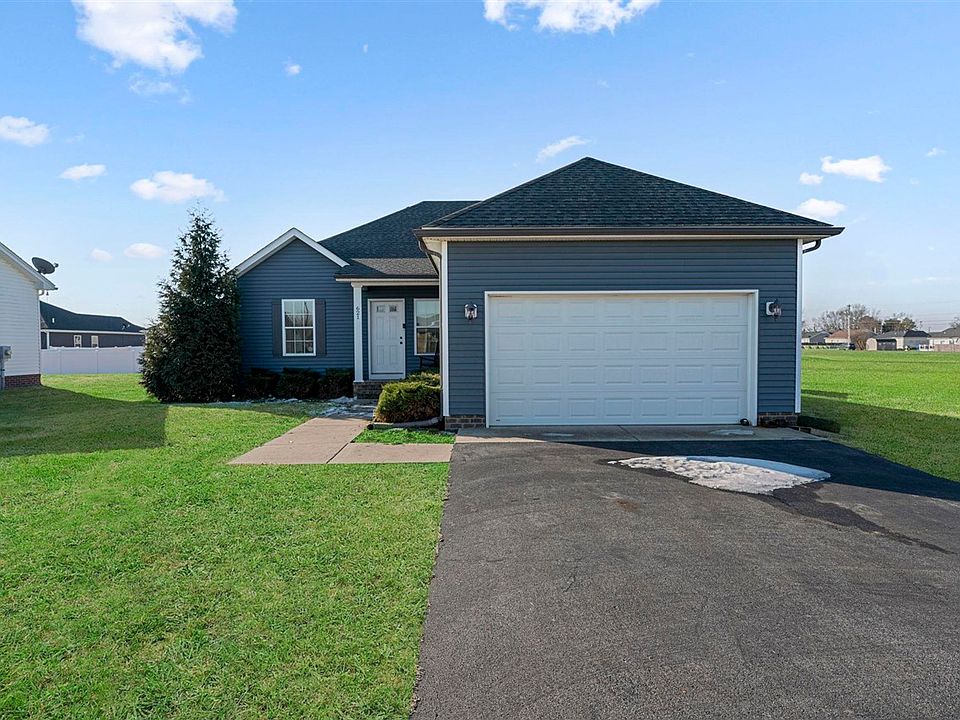 1st image of 621 Mimosa Dr