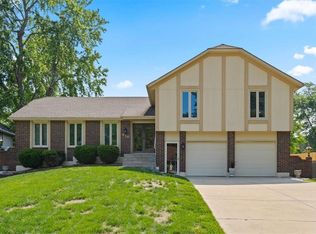 816 NW 16th St, Blue Springs, MO 64015