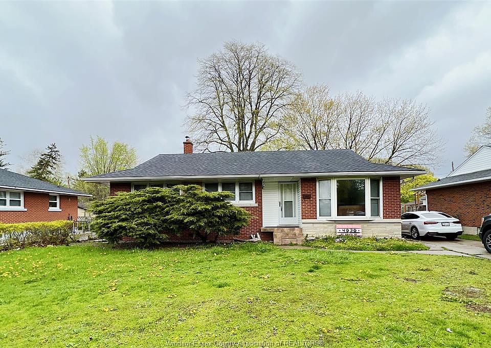 1st image of 4030 Mount Royal Dr