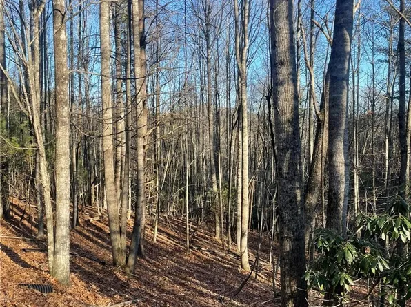306 Marshalls Way, Jefferson, NC 28640