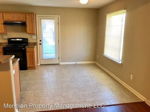 5th image of 10052 Branley Oak Dr