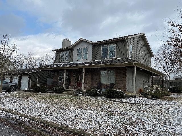 2nd image of 551 Zanesville Ave