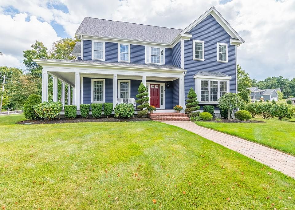 1st image of 4 Hollowdale Farm Ln