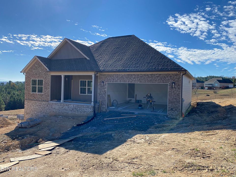1st image of LOT 93 NW Falcon Crst Unit 93