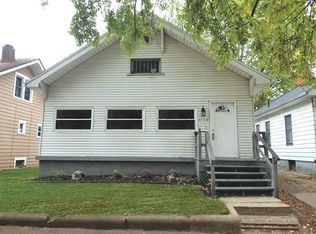 1738 N 12th St, Terre Haute, IN 47804