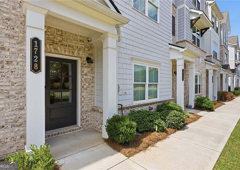 1st image of 1728 Evenstad Way
