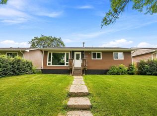 4728 48th Ave, Wetaskiwin, AB T9A0M6