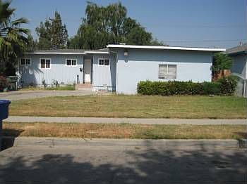 2nd image of 1410 Pepper Tree Ln