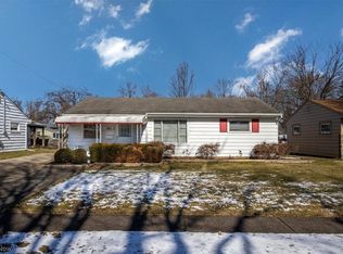 851 Oakwood Dr, Elyria, OH 44035