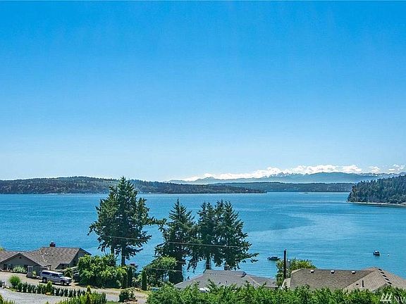 2nd image of 2224 S Camano Dr