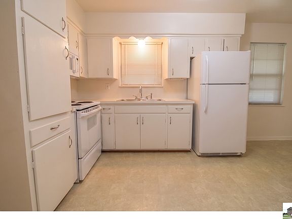 5th image of 304 Ridge St
