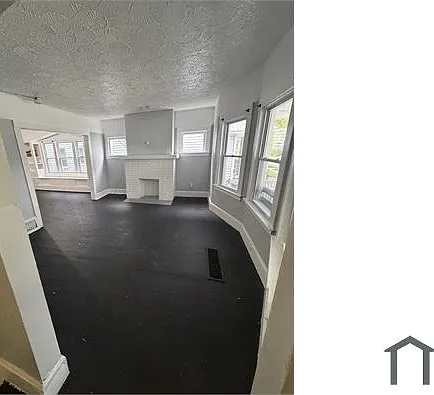2 bed, $900 — Photo 1