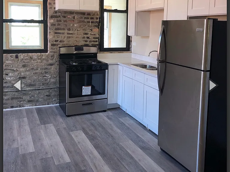 2258 W 21st St #3R — Photo 3
