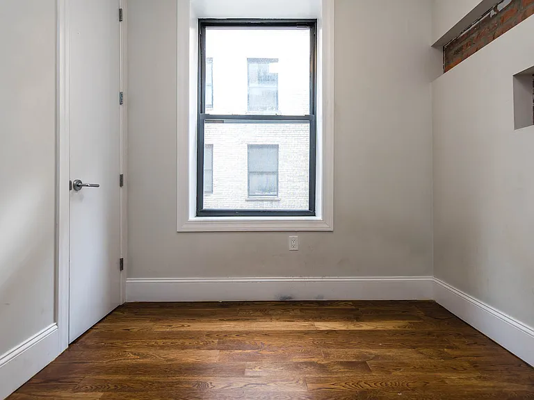 1635 Putnam Ave #2G — Photo 18