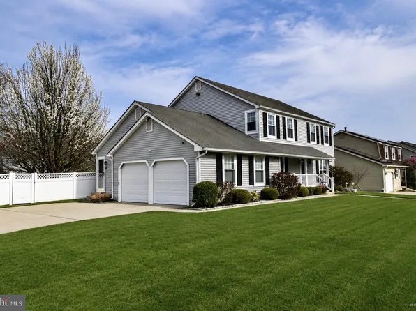 44 W Brookline Dr, Clementon, NJ 08021