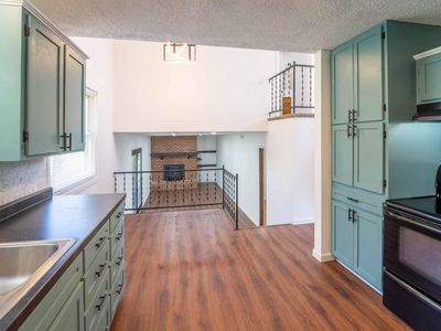 1015 S Clark Avenue, Bolivar, MO, 65613