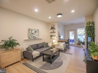 8045 Newell St APT 112, Silver Spring, MD 20910