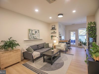 8045 Newell St APT 112, Silver Spring, MD, 20910