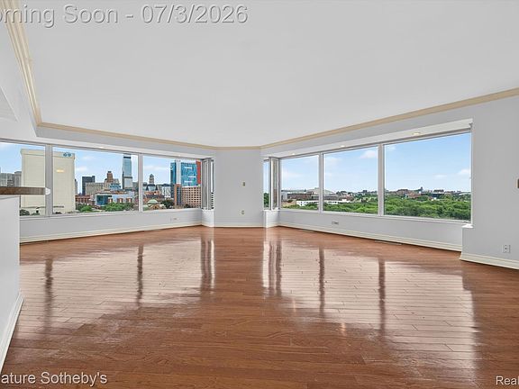 2nd image of 1300 E Lafayette St #912