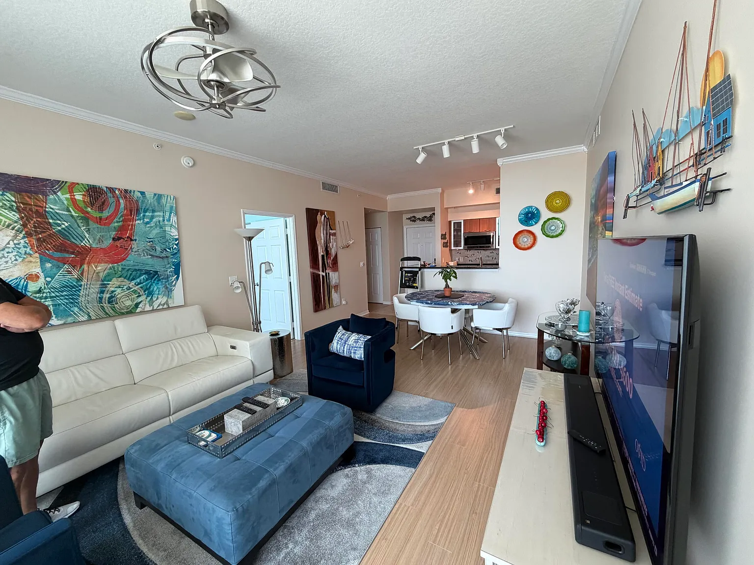 625 Casa Loma Blvd — Photo 4