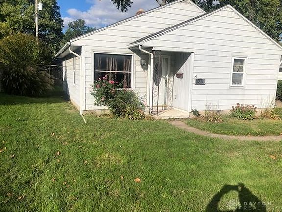 3rd image of 4509 Varney Ave