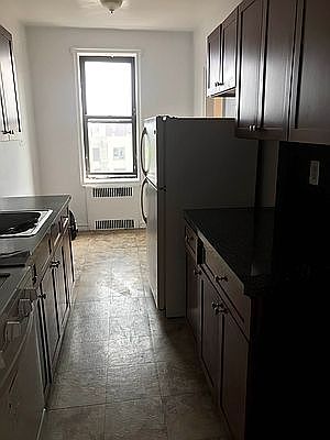 2nd image of 742 Lincoln Pl #66
