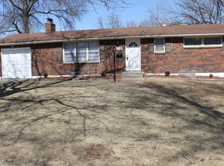 1208 NE 68th Ter, Gladstone, MO 64118