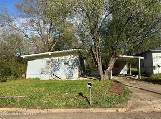 1750 Camellia Ln, Jackson, MS 39204