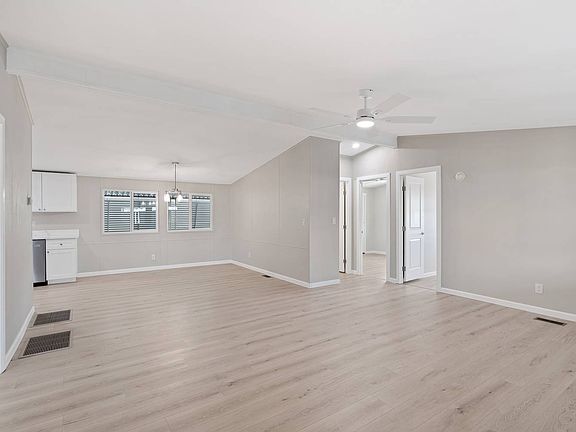 5th image of 4675 S Harrison Rd #226