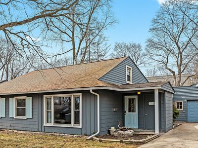 2364 Yost Blvd, Ann Arbor, MI, 48104