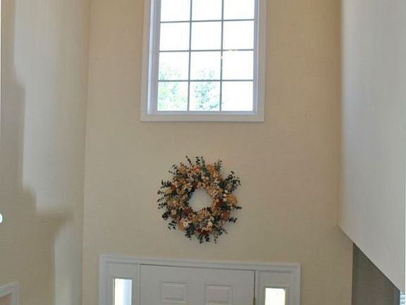 5th image of 6837 Lake Caroline Dr