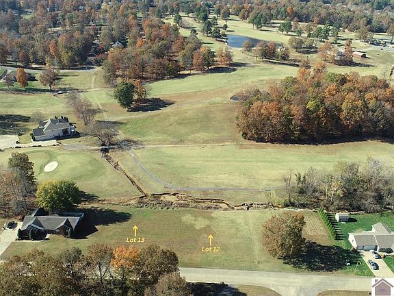 4th image of 13 Fairway Dr