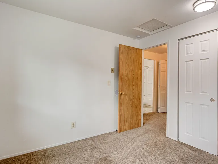 690 NW Atalanta Way #A201 — Photo 9