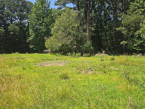 3rd image of 14751 Eisenhower Way