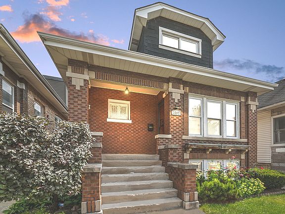 2nd image of 2507 Clarence Ave