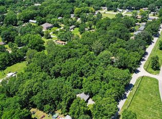 6800 James A Reed Rd, Kansas City, MO 64133