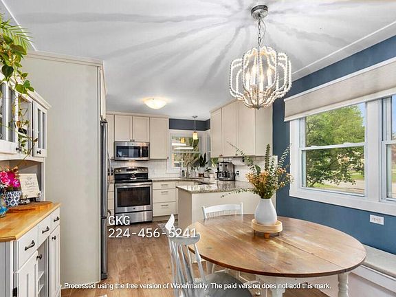 5th image of 548 Winona Ave NW