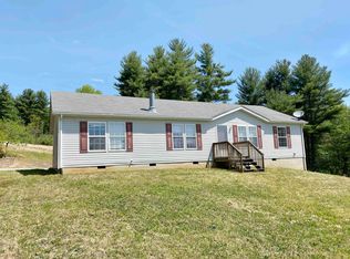 775 Weeks Rd NW, Floyd, VA 24091