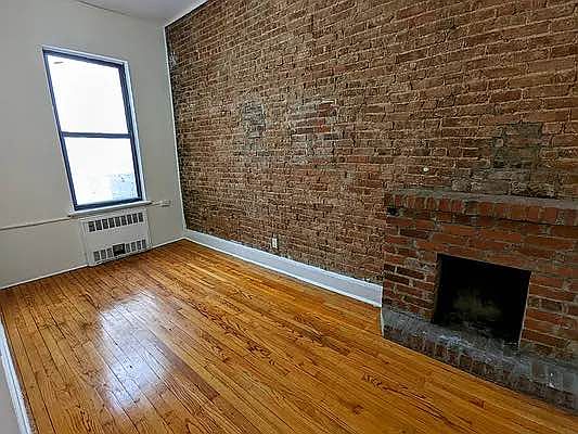 3rd image of 147 W 78th St APT 3B