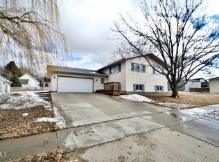 1831 N 23rd St, Bismarck, ND 58501