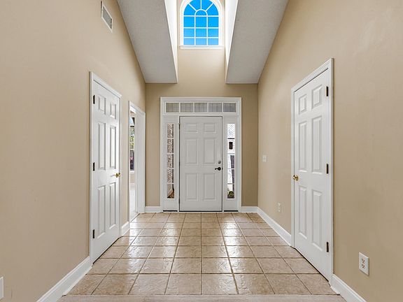 4th image of 8101 Moonstruck Ct.