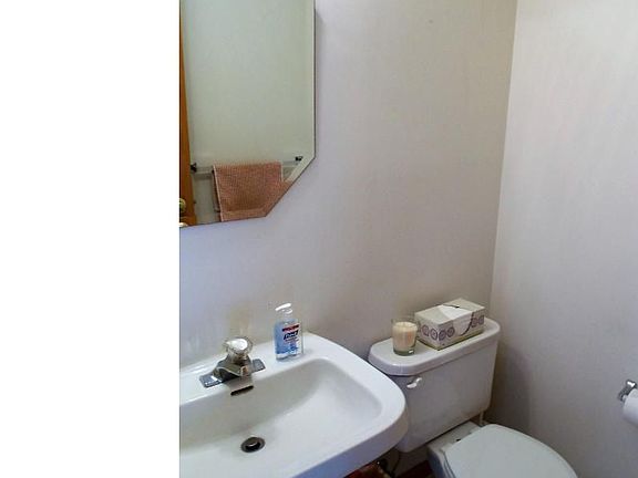 5th image of 15971 Firtree Dr