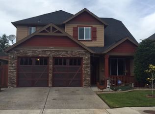 19469 Hummingbird Loop, Oregon City, OR 97045