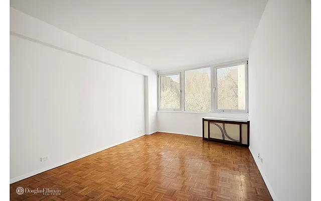 Rented by Douglas Elliman | media 8