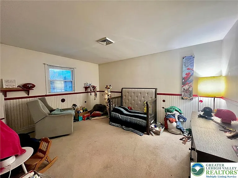 1160 Brentwood Ave — Photo 12
