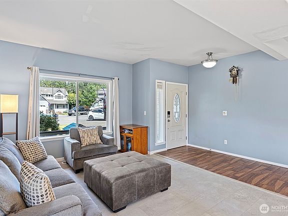 5th image of 20518 196th Avenue Court E
