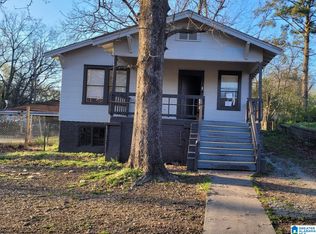 911 12th Ave, Midfield, AL 35228