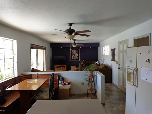 5th image of 3033 W Columbine Dr