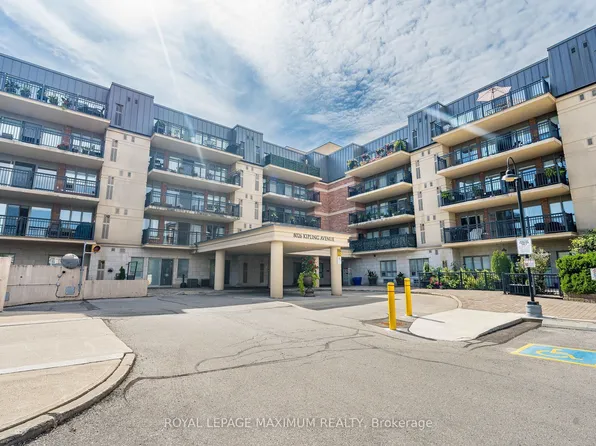 8026 Kipling Ave Unit 305, Vaughan, ON L4L 2A1